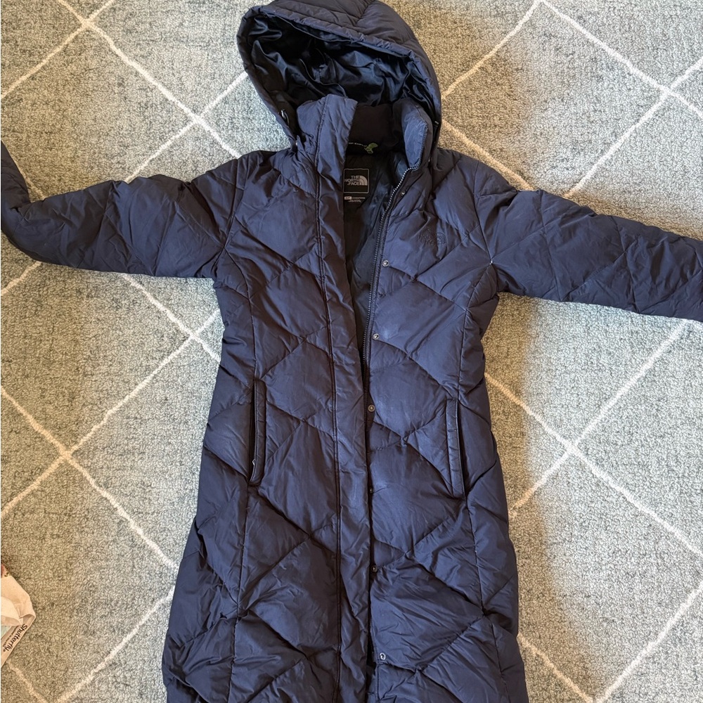 Women’s S North Face Winter coat in Navy
